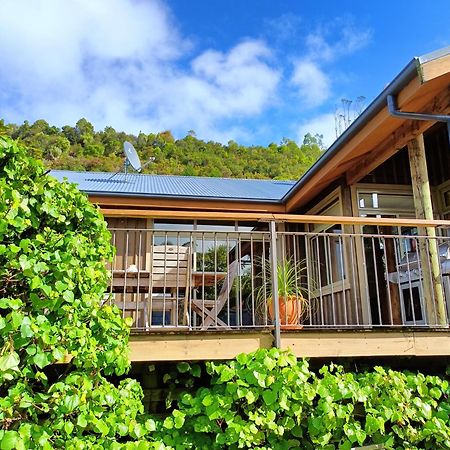 Riverstone Retreat Karamea Værelse billede