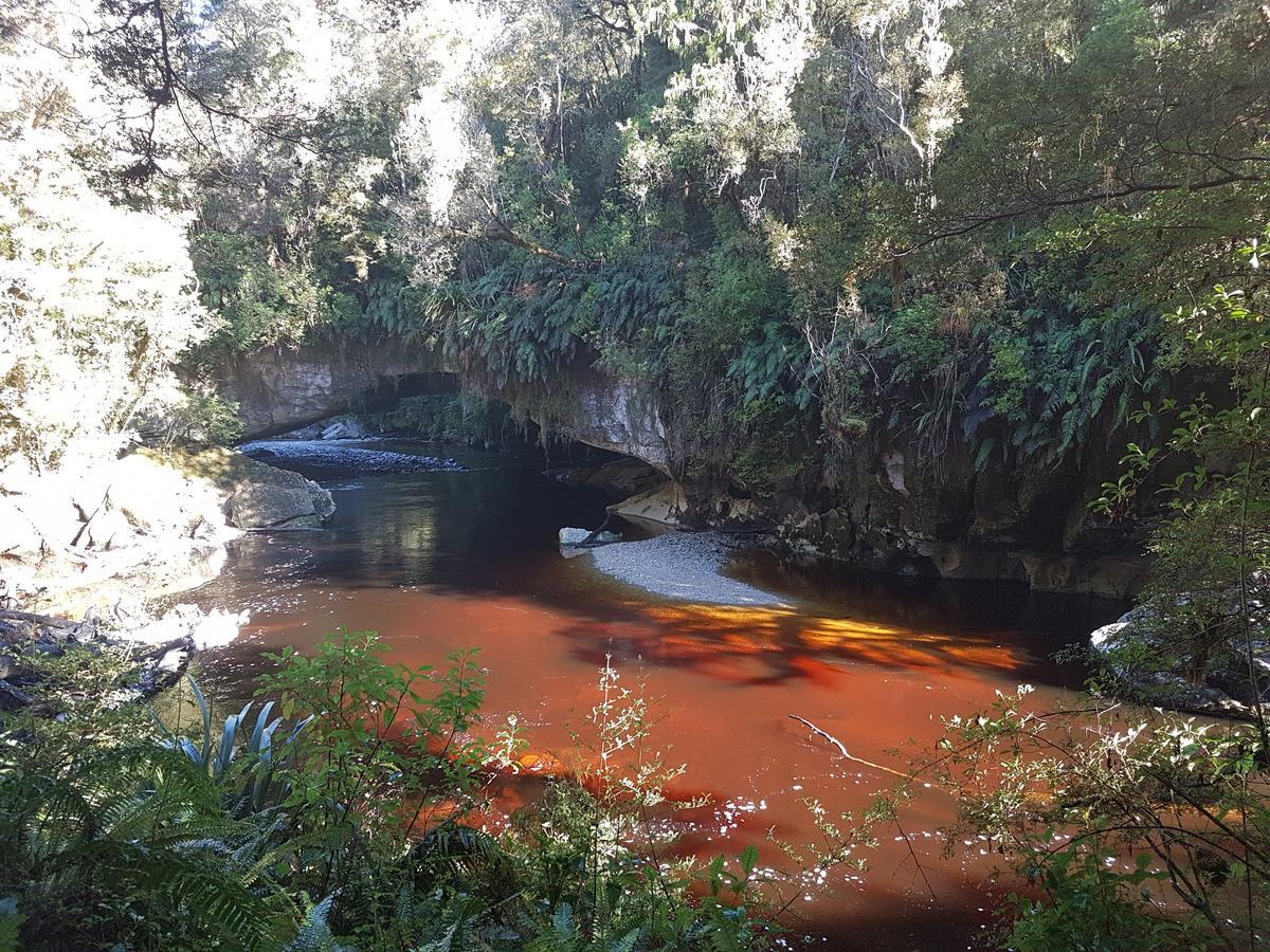 Riverstone Retreat Karamea Eksteriør billede